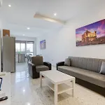 Apartment Lovely 2br With Spacious Terrace In By 360 Estates *