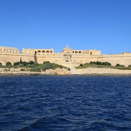 Apartament Lovely 2br With Spacious Terrace In By 360 Estates *