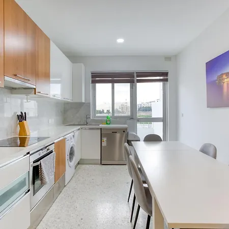Appartamento Lovely 2br With Spacious Terrace In By 360 Estates Gzira