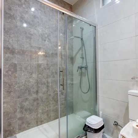 Lovely 2br With Spacious Terrace In By 360 Estates * Gzira