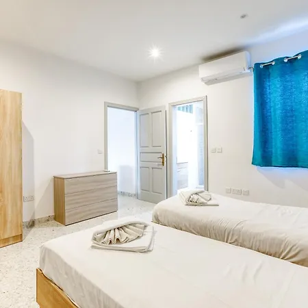 Lovely 2br With Spacious Terrace In By 360 Estates Gzira